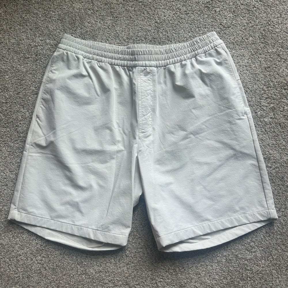 Outdoor Voices White Athletic Shorts Elastic Waistband